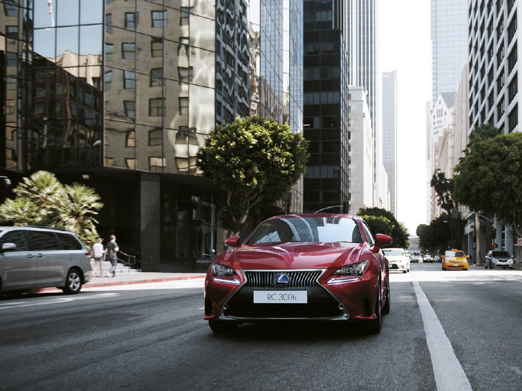 Lexus RC