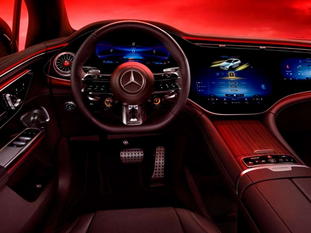 Galería de fotos del Mercedes Benz NUEVO AMG EQE SUV (4)
