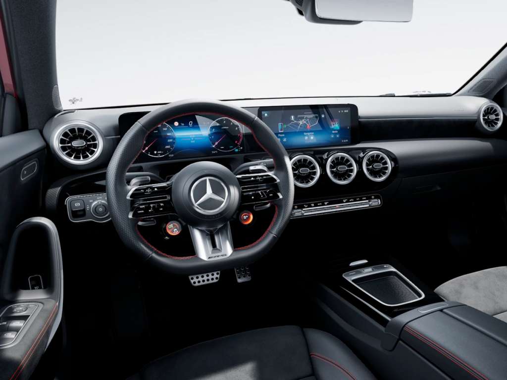 Mercedes-Benz NOVO AMG CLASSE A LIMOUSINE