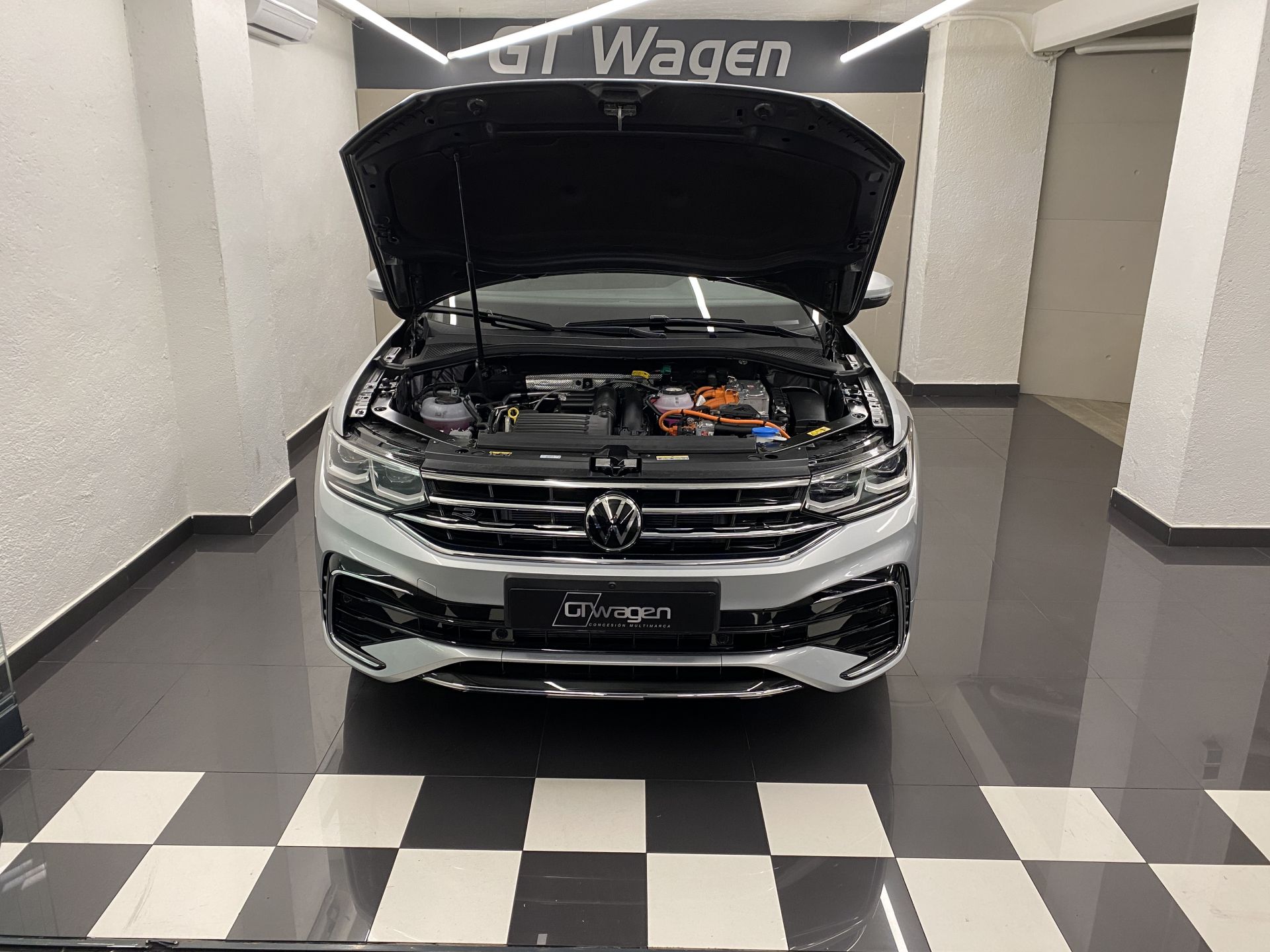 Volkswagen Tiguan R-Line 1.4 TSI eHybrid 180kW (245CV) DSG
