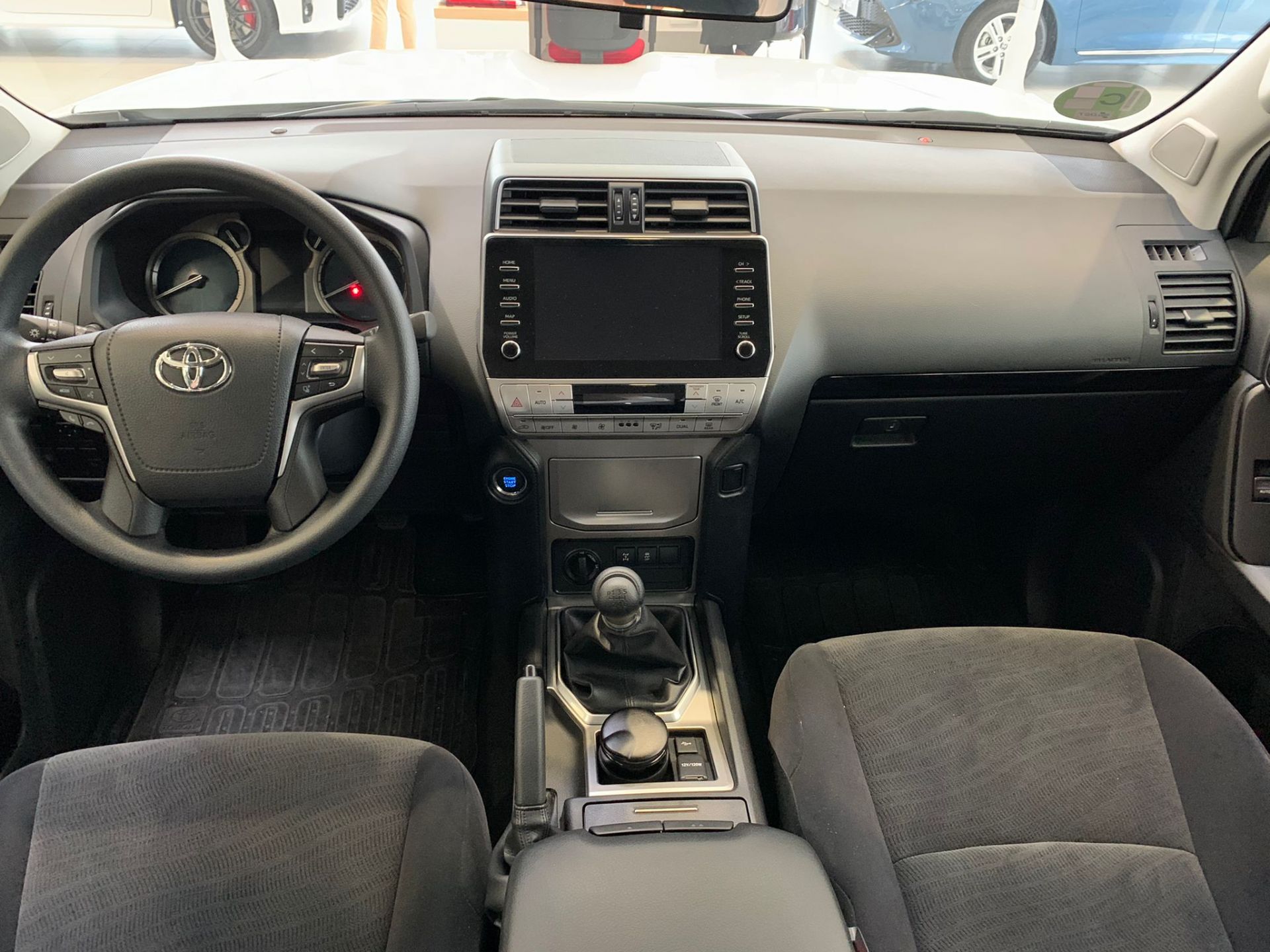 Toyota Land Cruiser 2.8 D-4D GX 7 Plazas