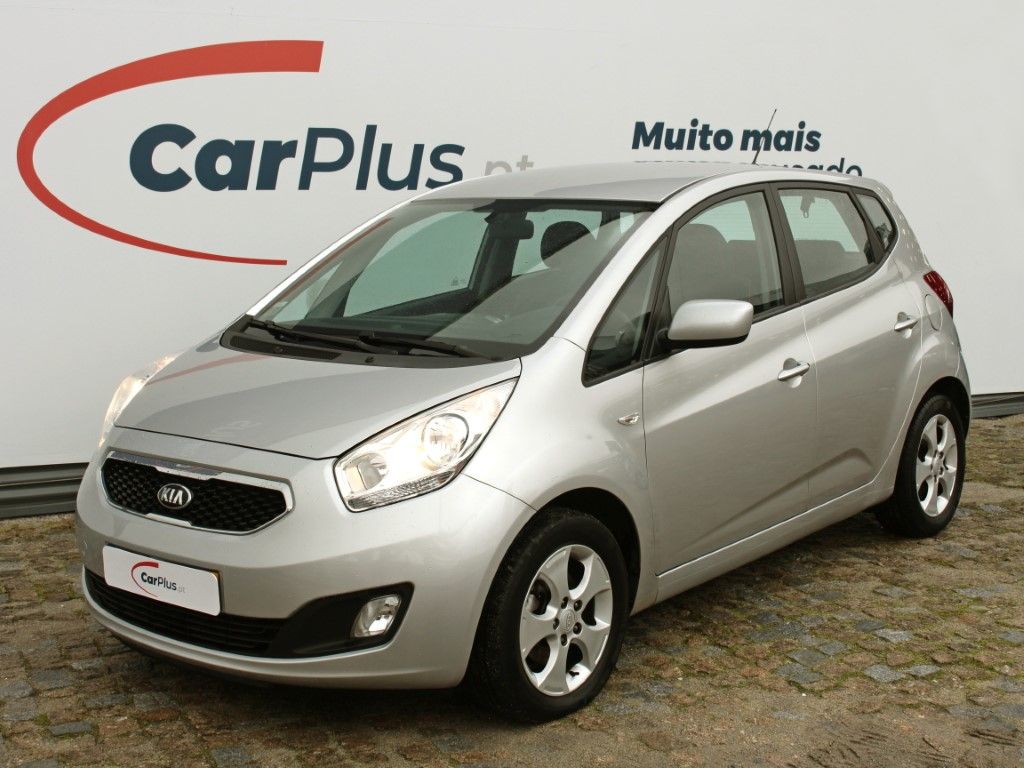 Kia Venga 1.4 CRDI More ISG segunda m&atilde;o Porto