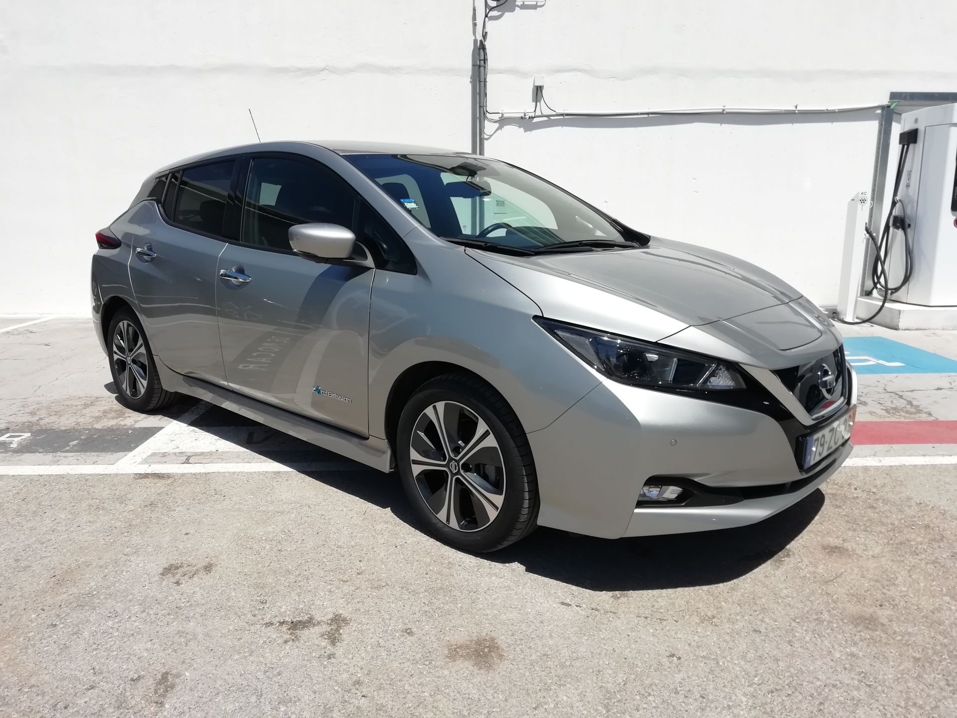 Nissan LEAF LEAF 5p 40kWh N-Connecta usada Setúbal