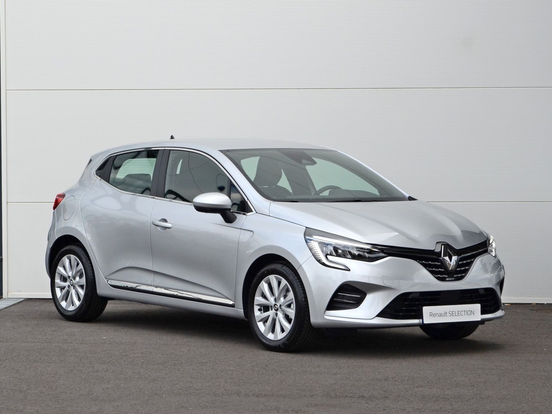 Renault Clio Usado de 2022 Caetano Retail