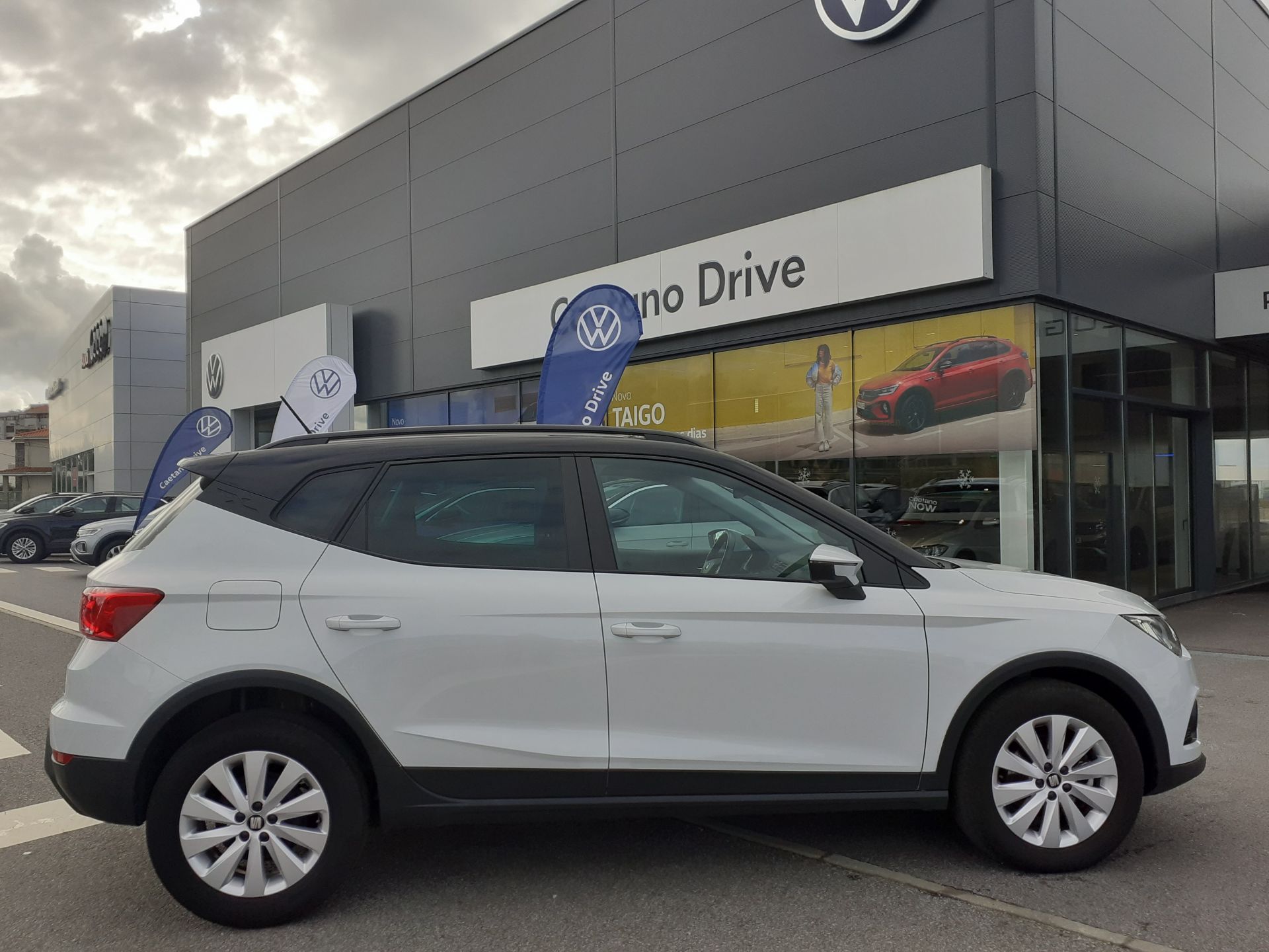 SEAT Arona Usado de 2021 Caetano Retail