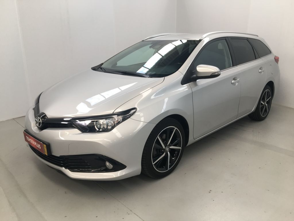 Toyota Auris Touring Sports 1.4D Comfort Pack Techno Pack