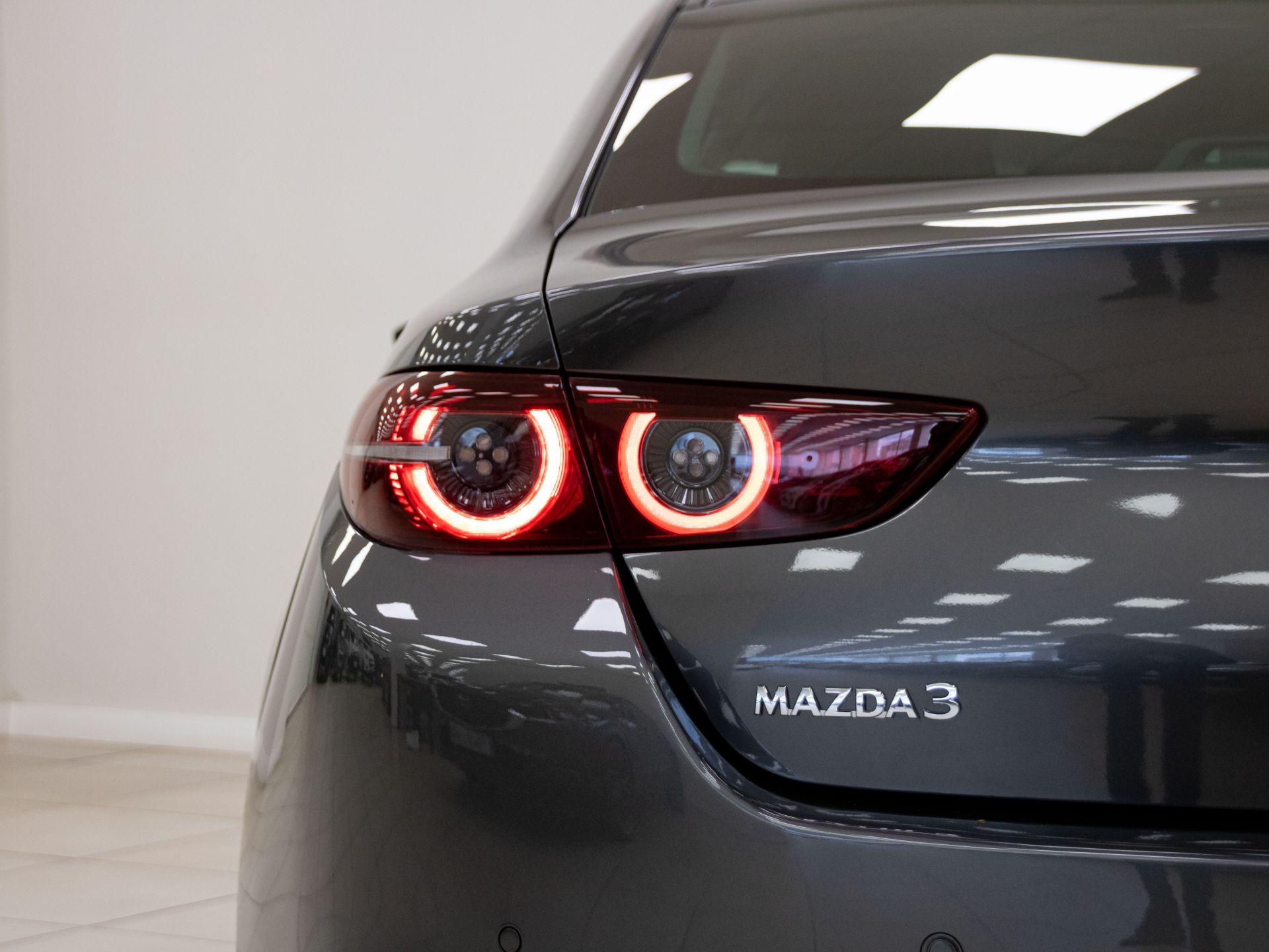 Mazda 3 2.0 e-SKYACTIV-G ZENITH AT