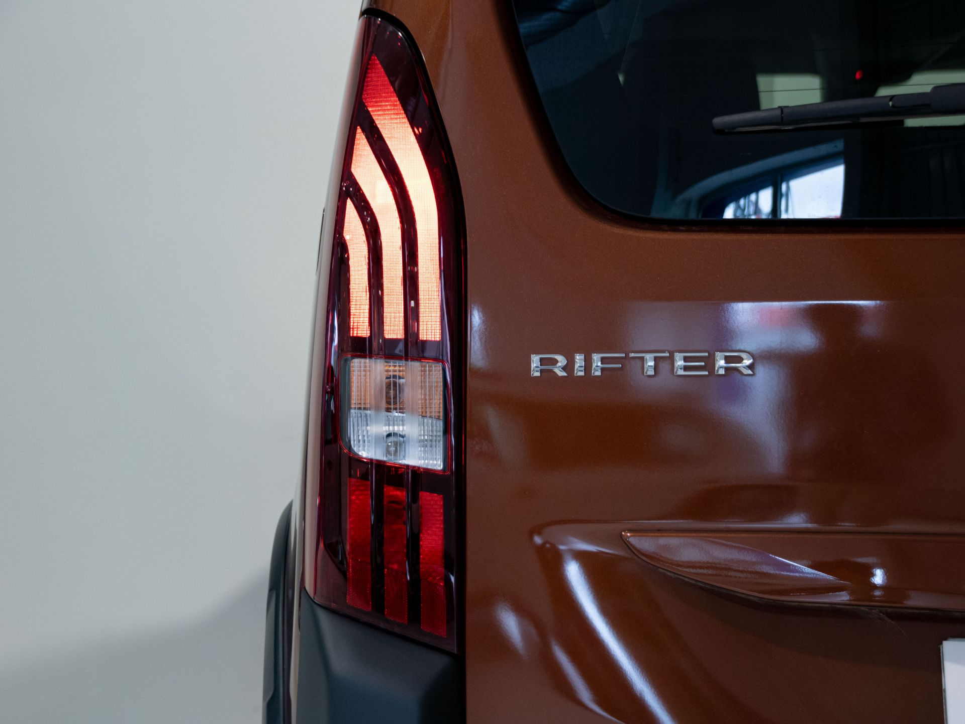 Peugeot Rifter Allure Standard BlueHDi 96kW