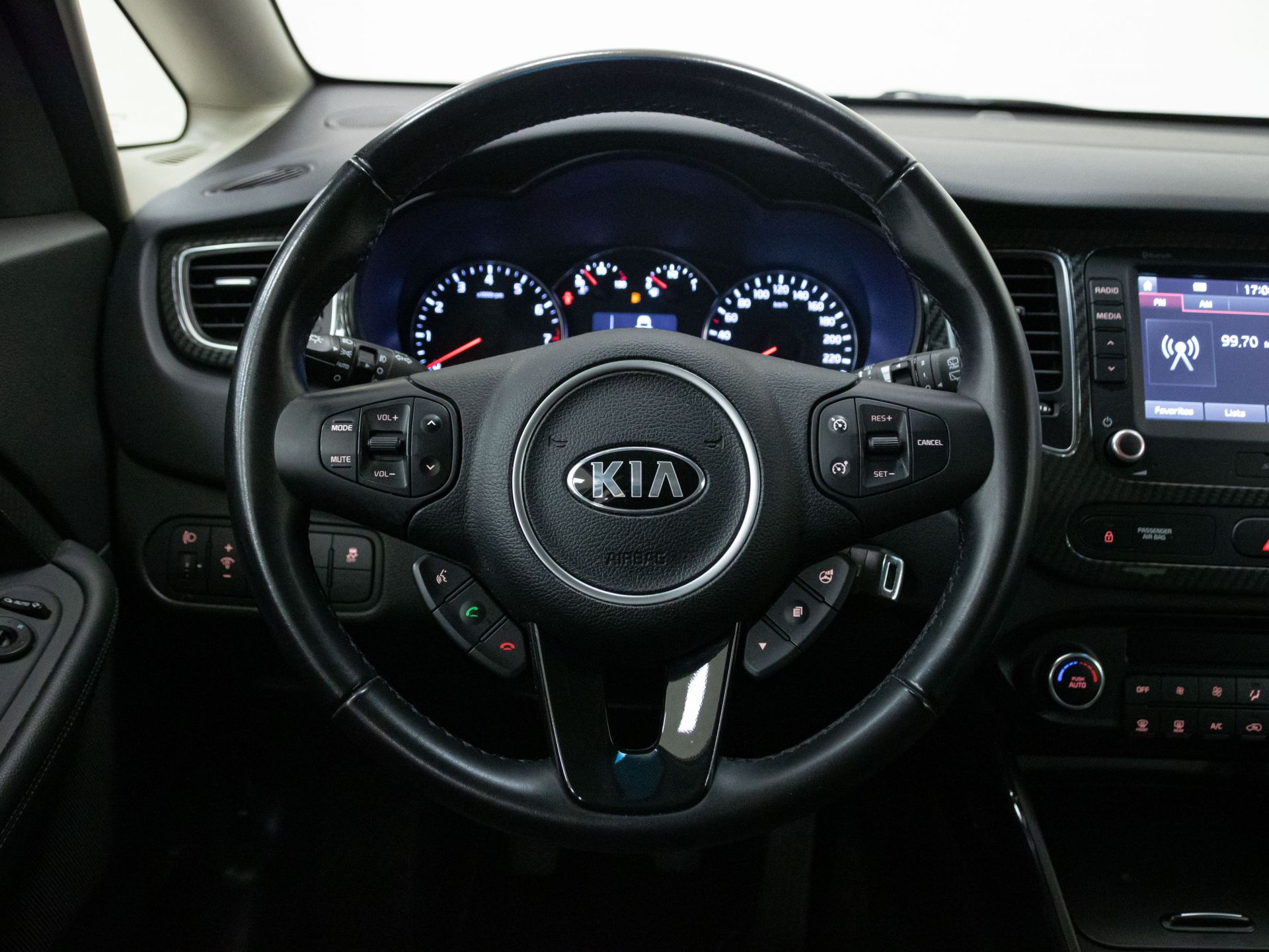 Kia Carens 1.6 GDi 99kW (135CV) Drive