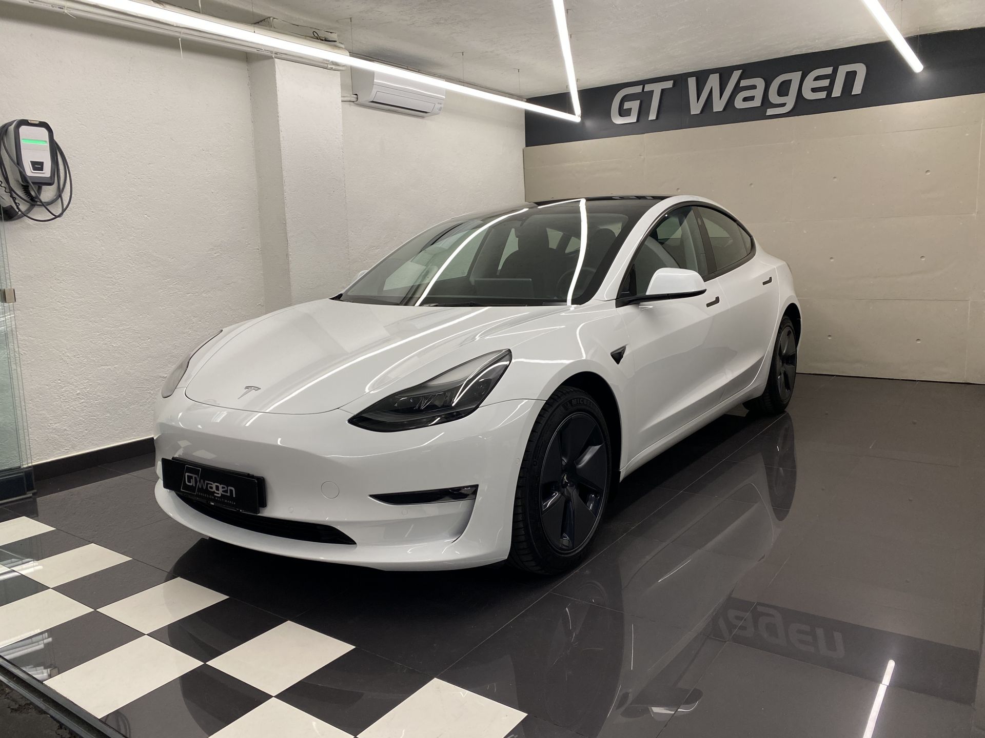 Tesla Model 3 Gran Autonomía 4WD