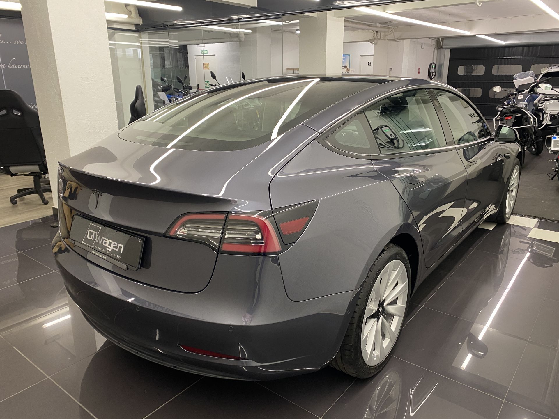 Tesla Model 3 STD PLUS