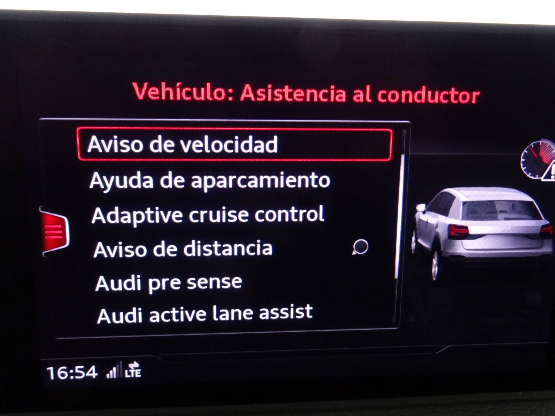 Audi Q2 Black Line 30 TDI 85kW (116CV)