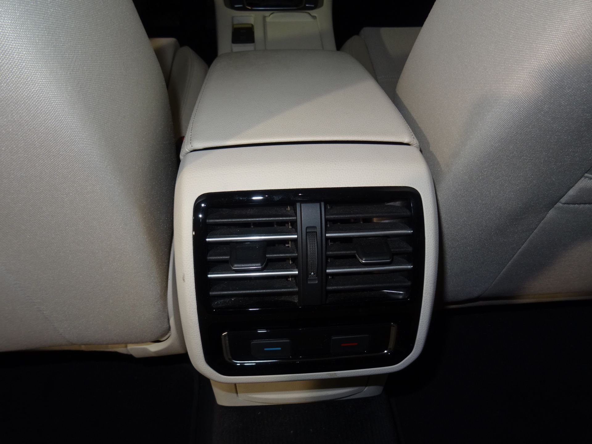 Volkswagen Passat Advance 2.0 TDI 110kW(150CV) DSG Variant