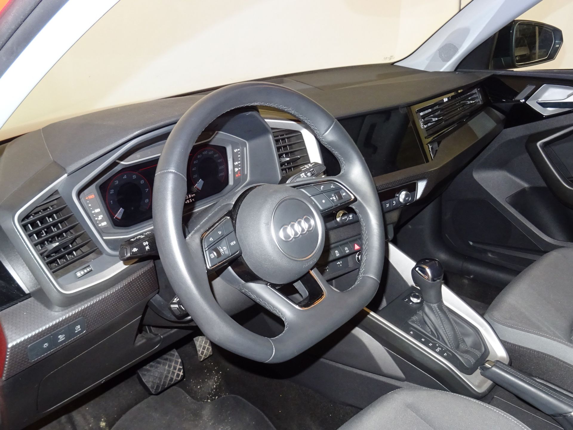 Audi A1 Sportback Adrenalin 30 TFSI 81kW S tron