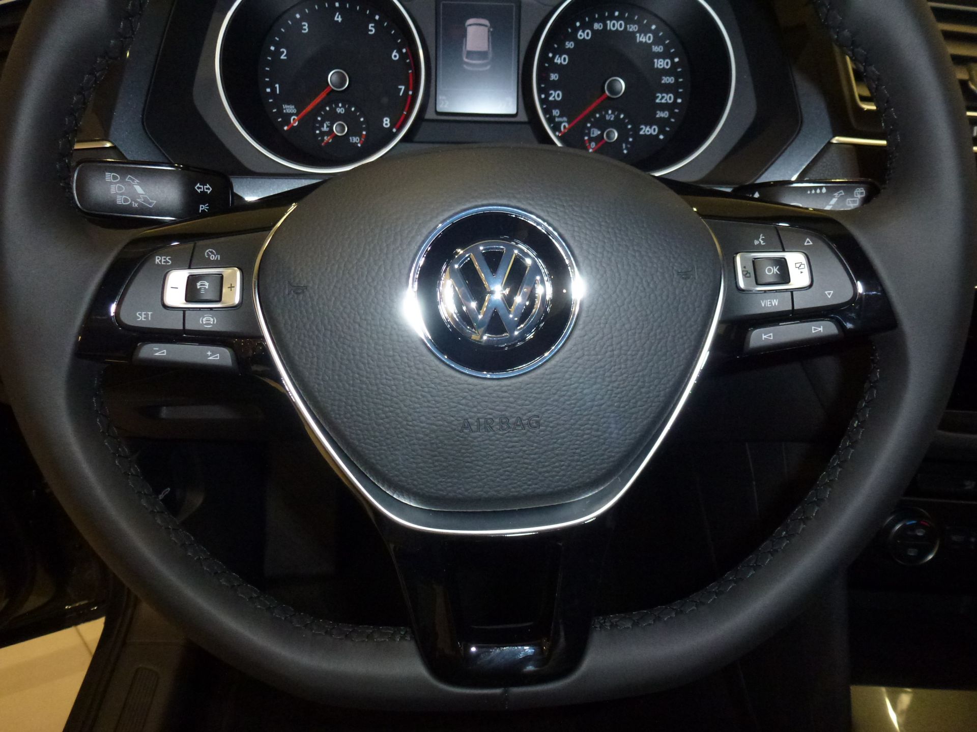 Volkswagen Tiguan Advance R-Line 1.5 TSI 96kW (130CV)
