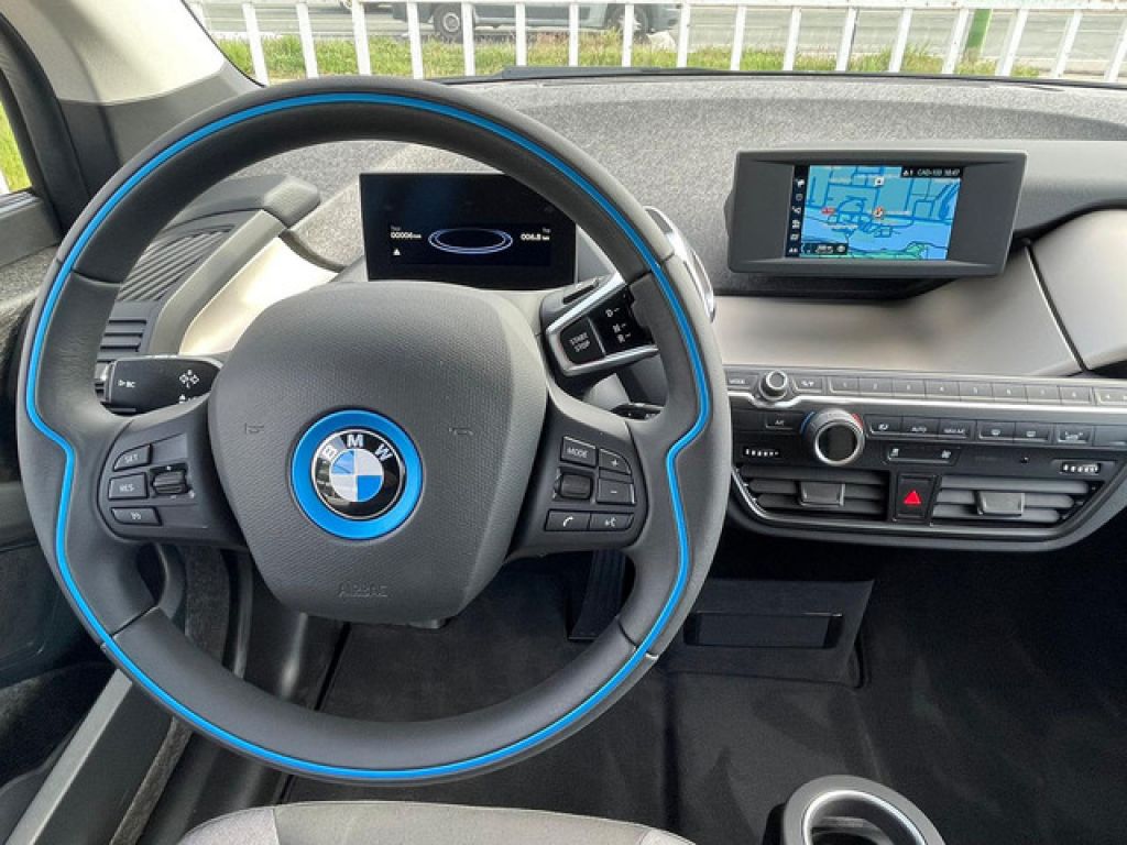 BMW i3 120Ah 125 kW (170 CV)