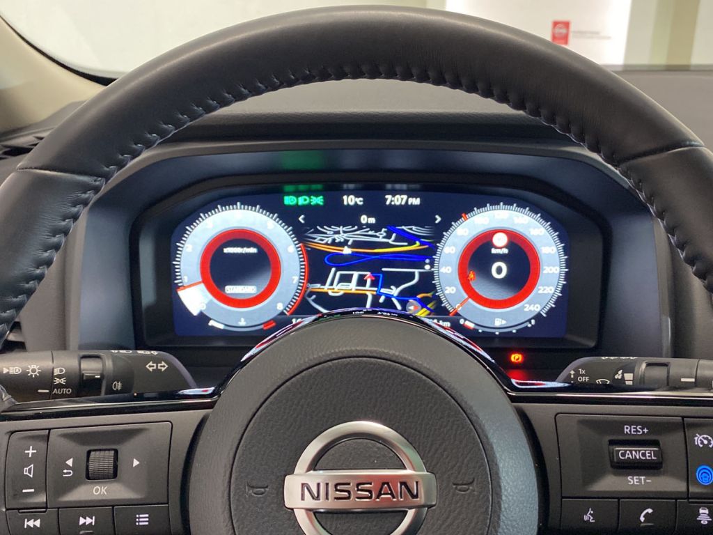 Nissan Qashqai 1.3 DIG-T MHEV 103KW PREMIERE EDITION 140 5P