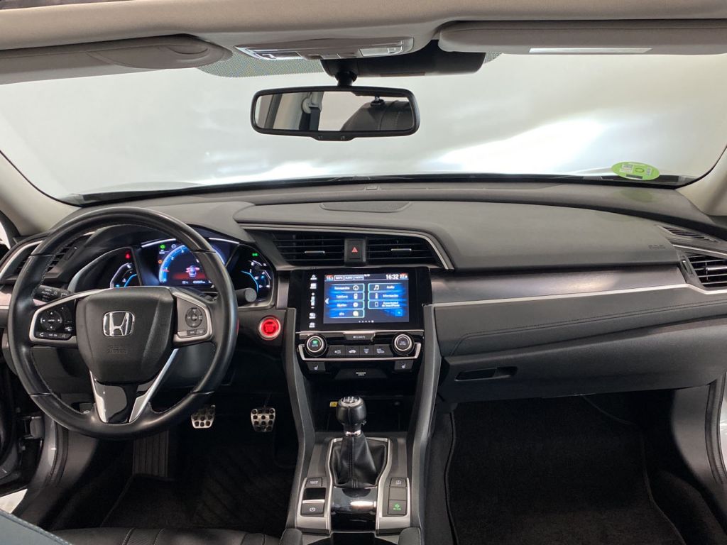 Honda Civic 1.5 I-VTEC TURBO ELEGANCE NAV 182 4P