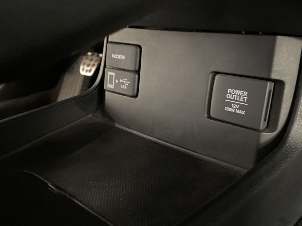 Honda Civic 1.5 I-VTEC TURBO ELEGANCE NAV 182 4P