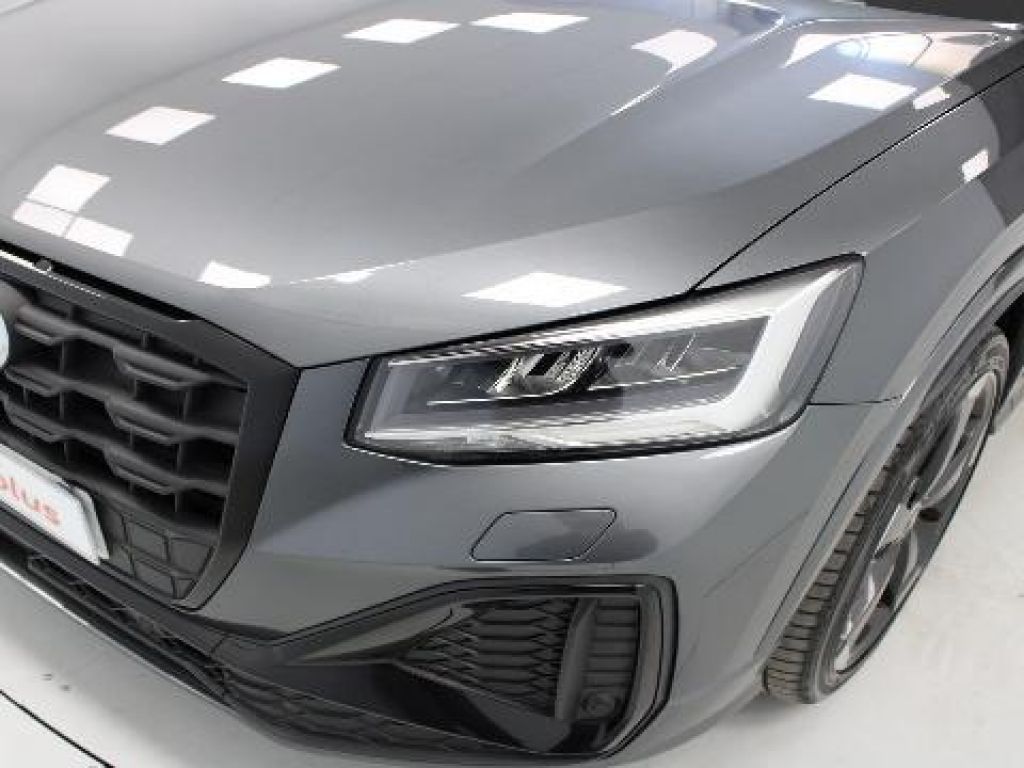 Audi Q2 Black line 35 TFSI 110 kW (150 CV)