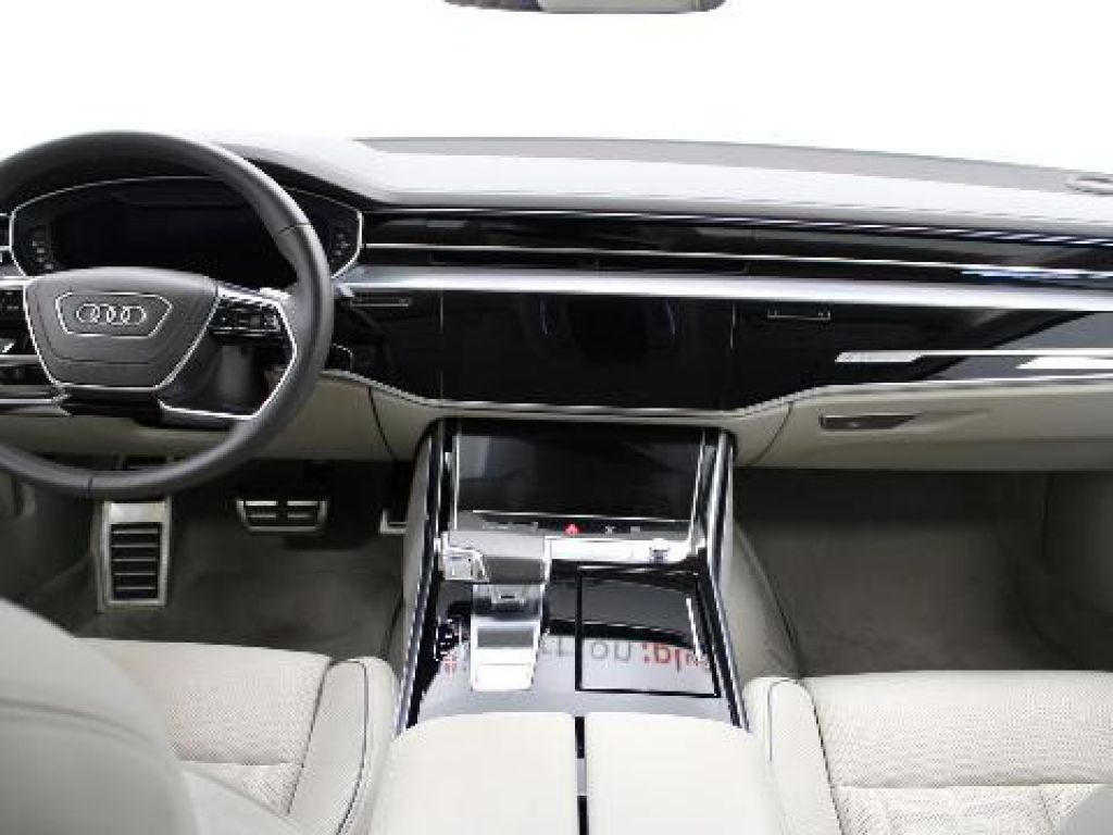 Audi S8 4.0 TFSI quattro 420 kW (571 CV) tiptronic