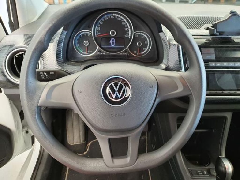 Volkswagen e-up!  61 kW (83 CV)
