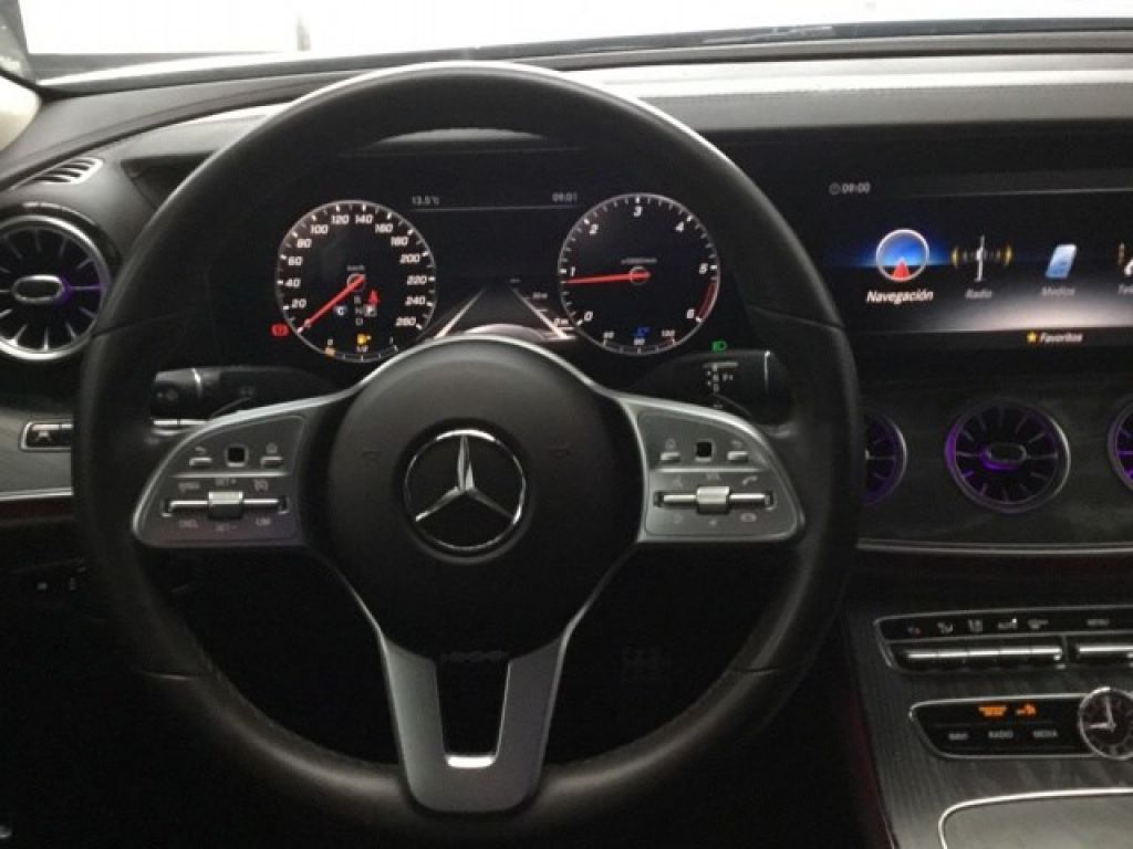 Mercedes Benz CLS 300 d AMG Line (EURO 6d-TEMP)