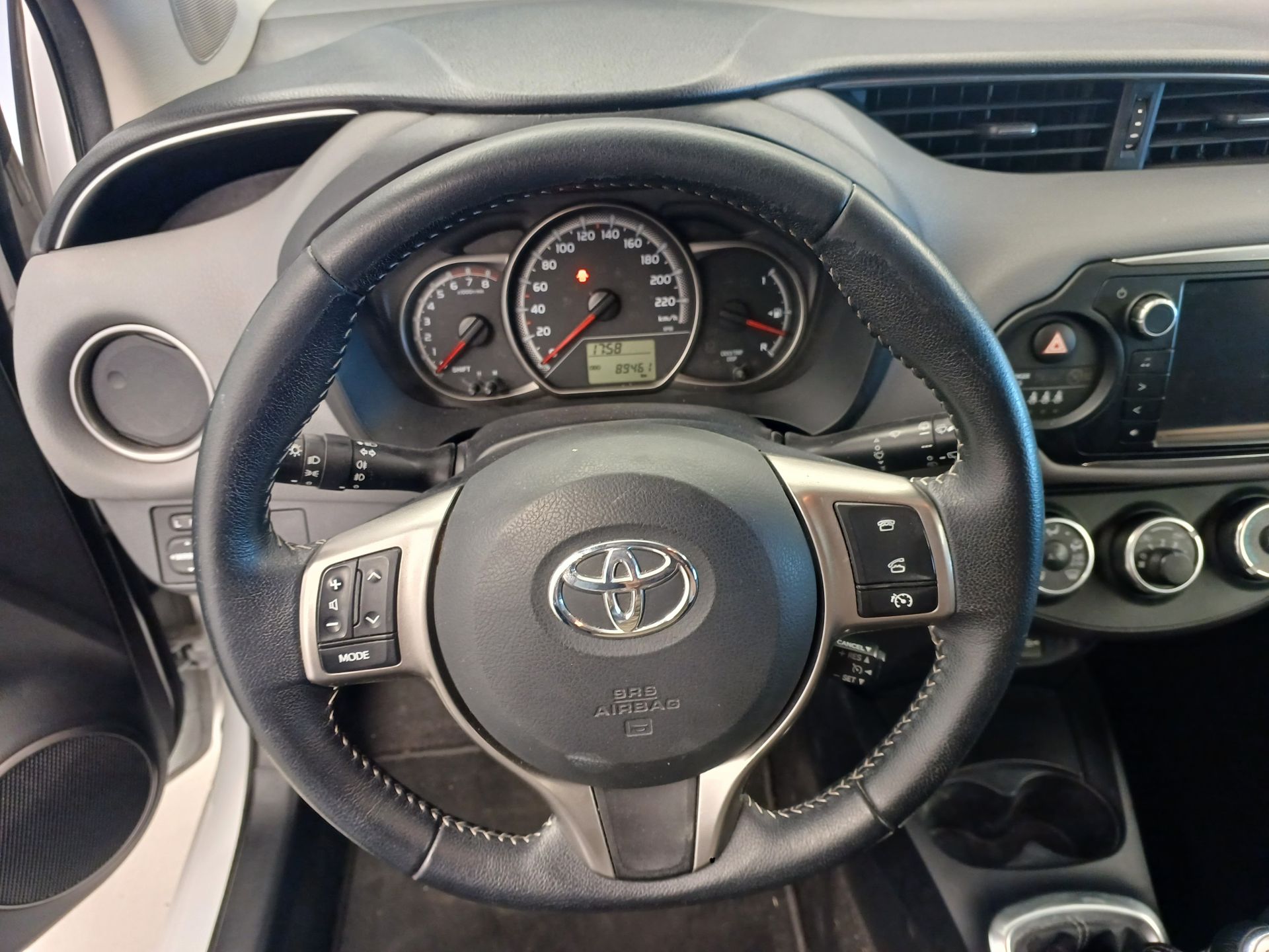 Toyota Yaris 100 Active