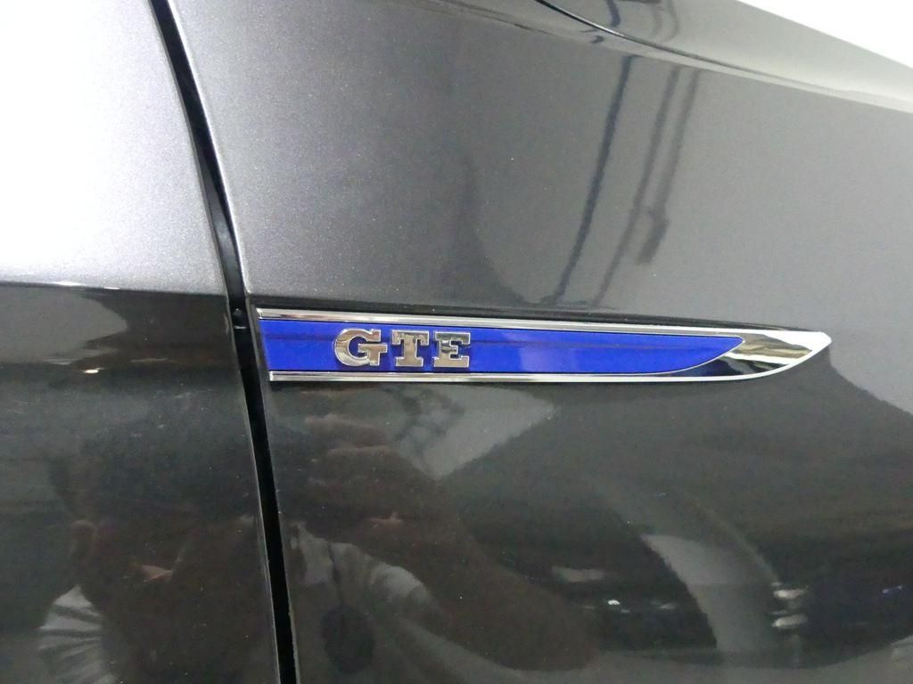 Volkswagen Passat GTE 1.4 TSI e-Power DSG 160 kW (218 CV)