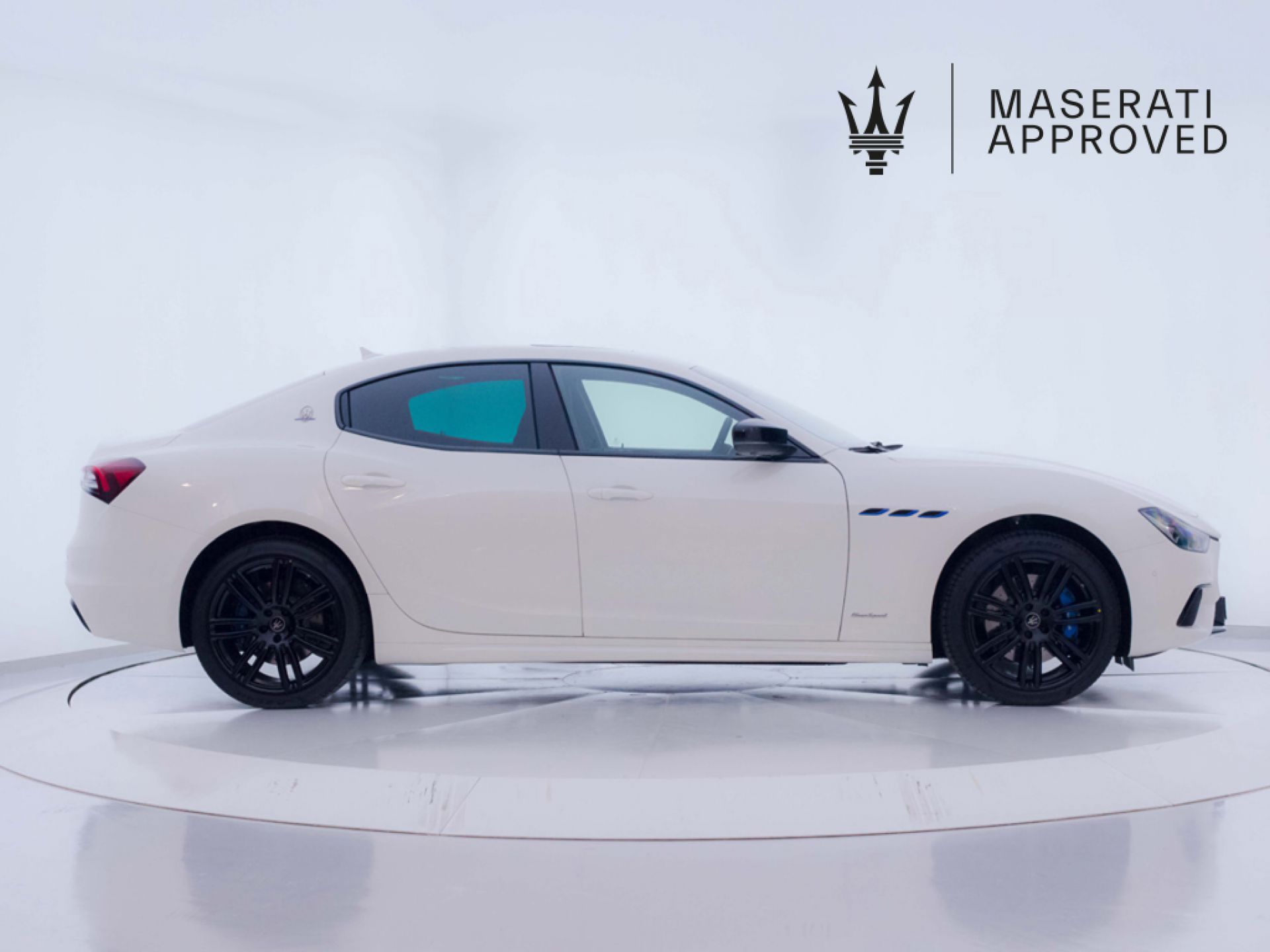 Maserati Ghibli GranSport 2.0 L4 Hybrid-Gasolina