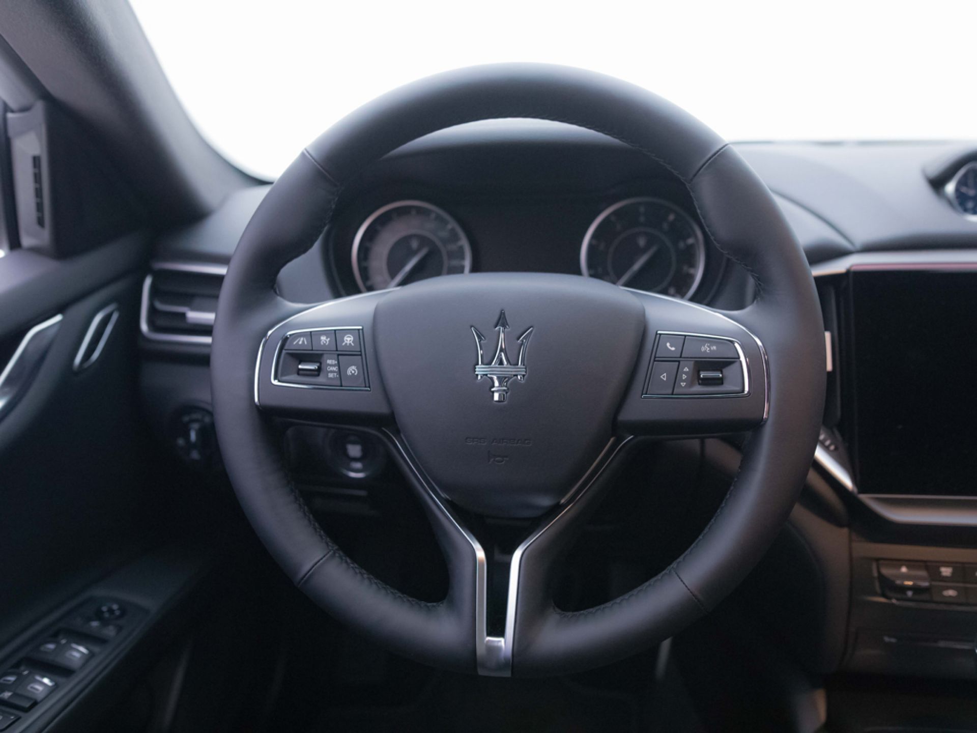 Maserati Ghibli 2.0 L4 Hybrid-Gasolina (330CV)