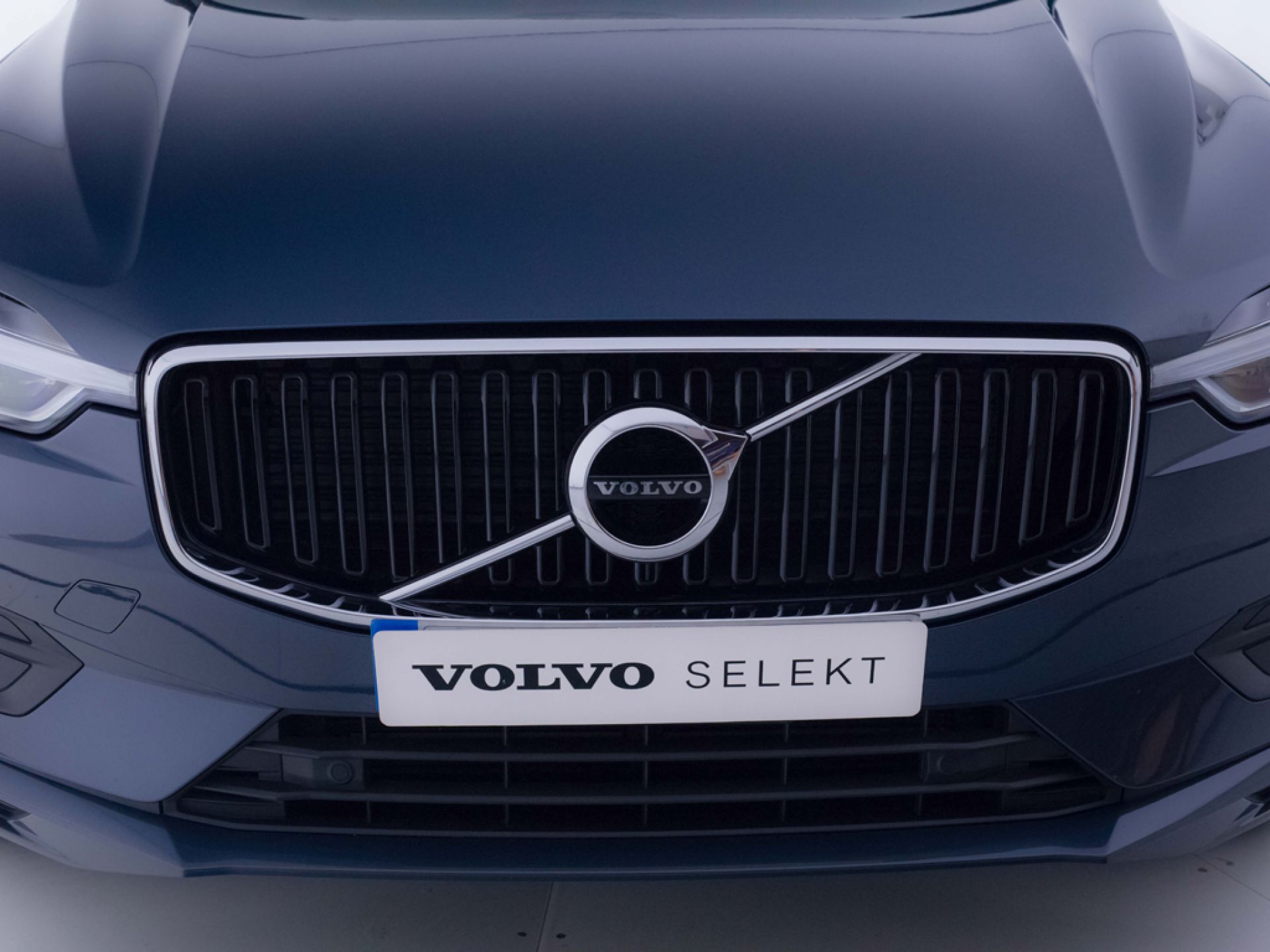 Volvo XC60 2.0 D4 Momentum Pro Auto