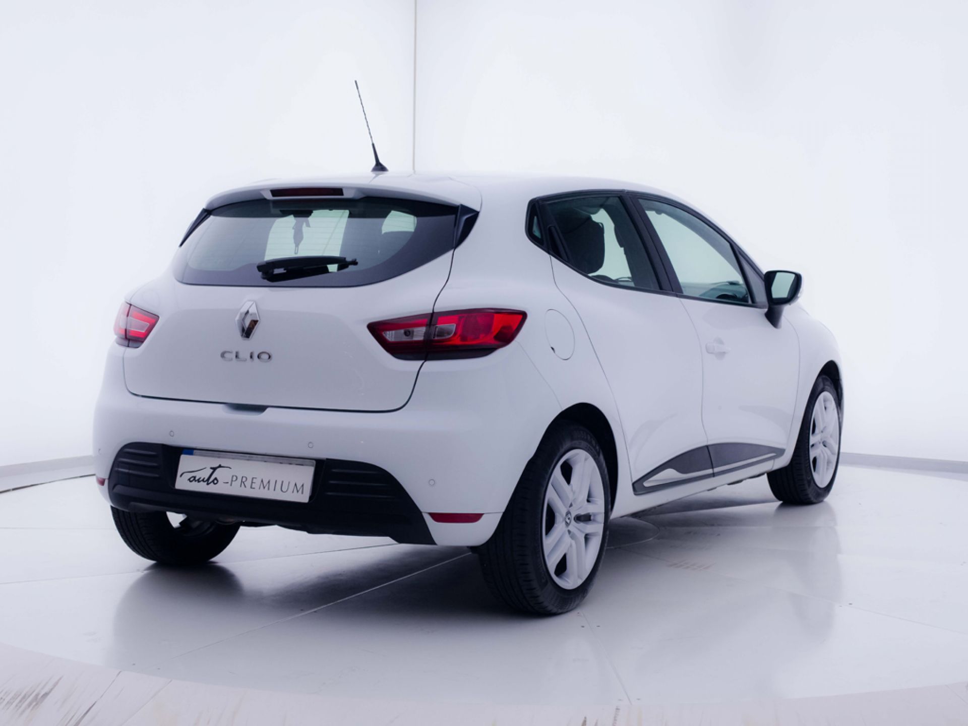 Renault Clio Business TCe 55kW (75CV) -18