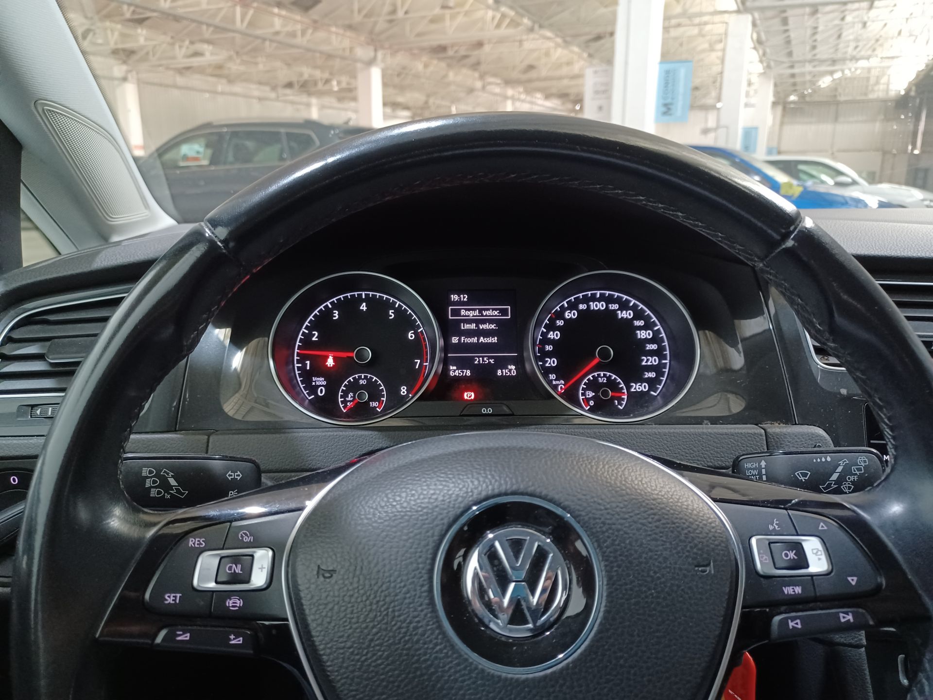Volkswagen Golf Business 1.0 TSI 85kW (115CV)