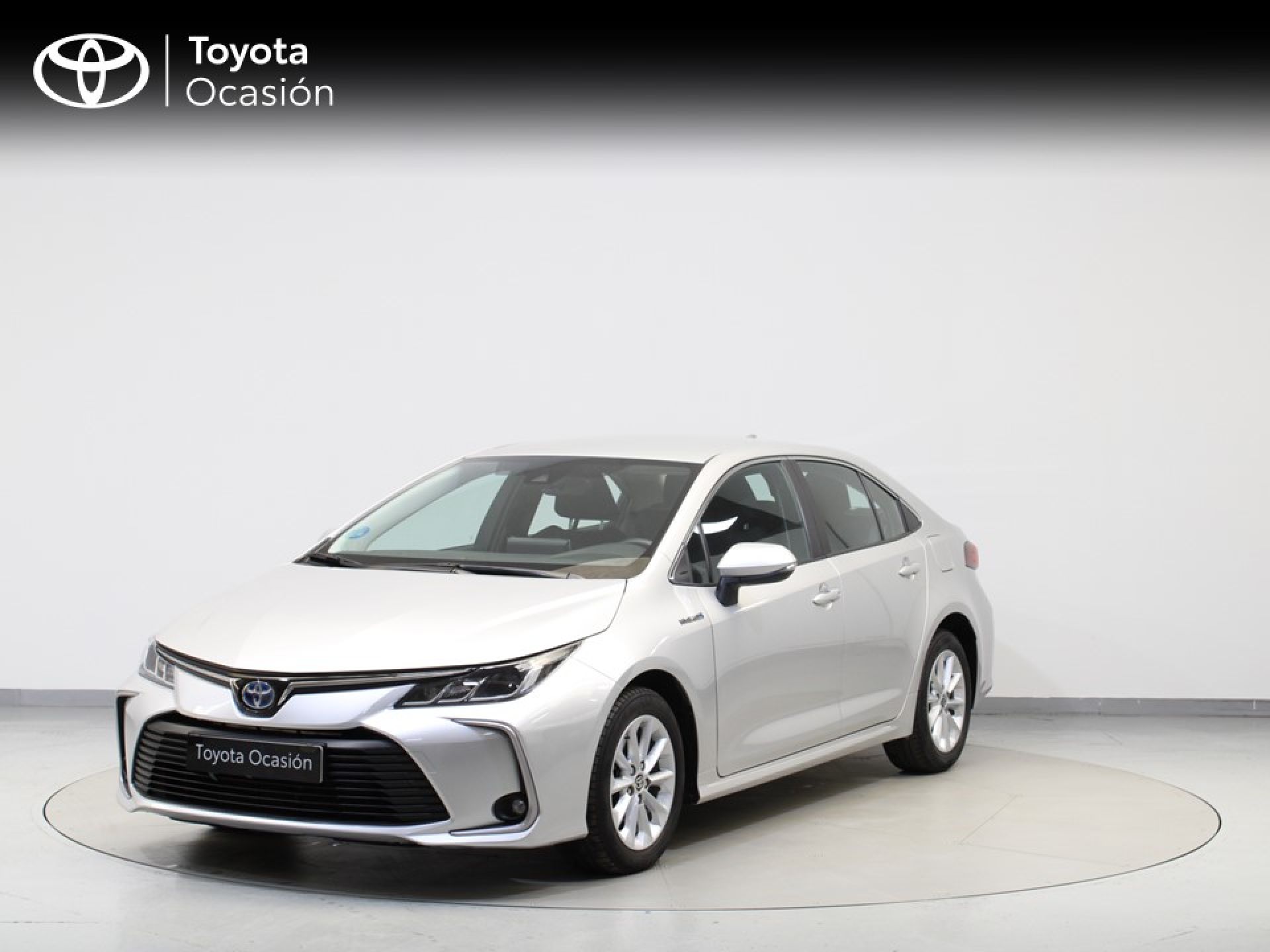 Toyota Corolla Sedán 1.8 125H ACTIVE TECH E-CVT SEDAN