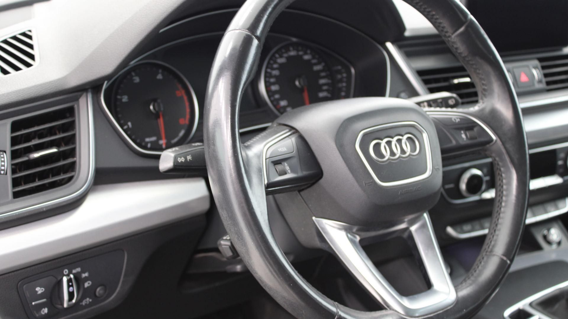 Audi Q5 design 2.0 TDI 110 kW (150 CV)