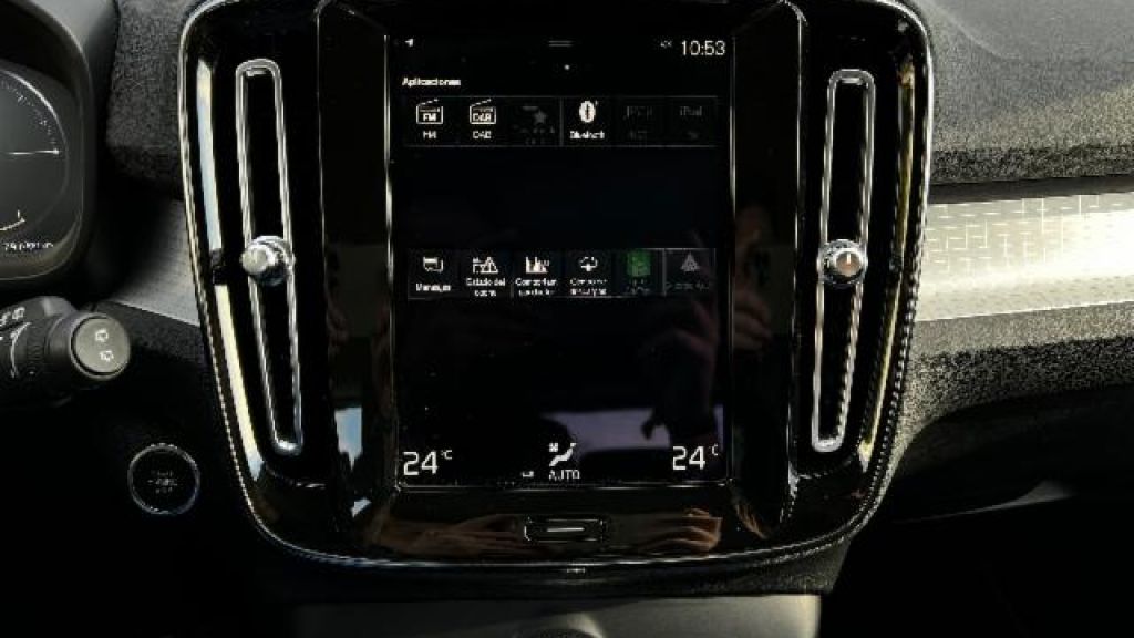 Volvo XC40 1.5 T3 Momentum Pro Auto