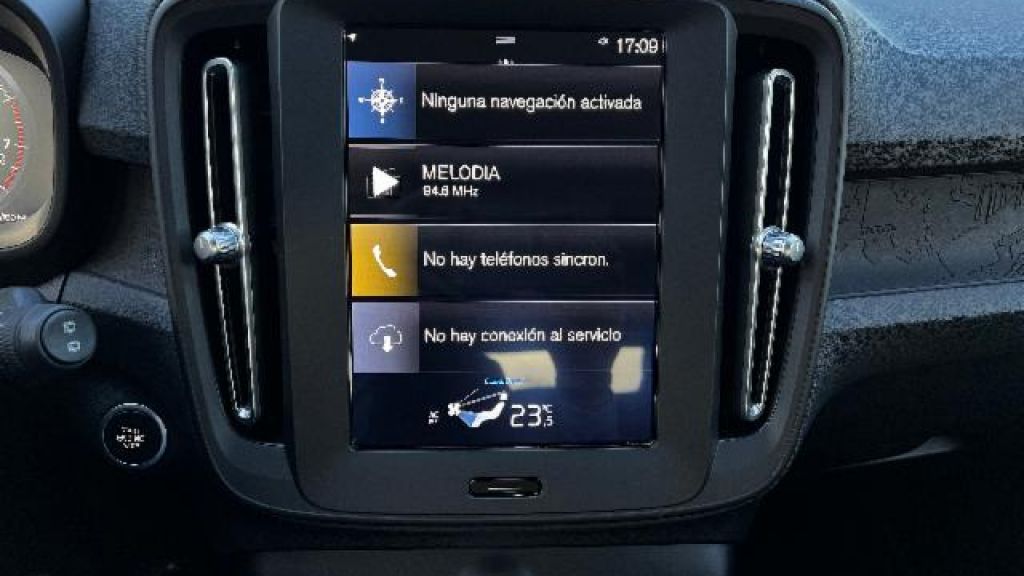 Volvo XC40 1.5 T2 Momentum Core
