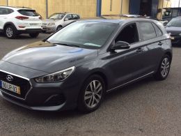 Hyundai i30 5P 1.6 CRDi GO! 110CV segunda m&atilde;o Lisboa