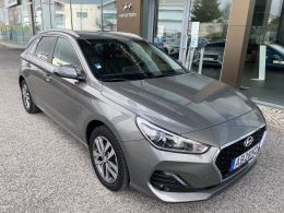Hyundai i30 SW 1.6 CRDi Style + Navi MY19'5 segunda m&atilde;o Lisboa