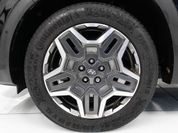 Hyundai Santa Fe 1.6 HEV Vanguard MY21 segunda mão Lisboa