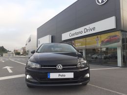 Volkswagen Polo 1.0 TSI 95cv Confortline segunda mão Porto