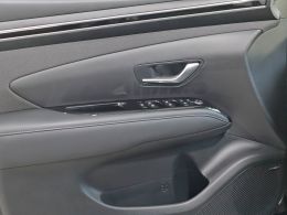 Hyundai Tucson 1.6 CRDi 48V 136cv Vanguard DCT MY21 segunda mão Porto