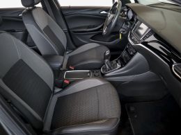 Opel Astra 1.2 Turbo 130cv Design & Tech ST segunda mão Setúbal