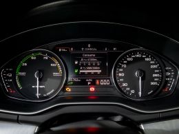 Audi Q5 50 TFSIe quattro S tronic Sport PHEV segunda mão Lisboa