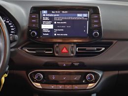 Hyundai i30 SW 1.0 TGDi Style MY21 segunda mão Porto