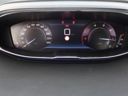 Peugeot 3008 Active Pack 1.5 BlueHDi 130 CVM6 segunda mão Porto