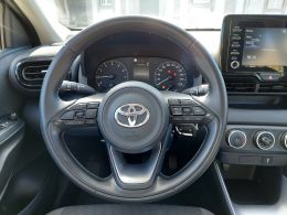 Toyota Yaris 1.0 Comfort Plus segunda mão Castelo Branco