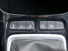 Opel Crossland 1.2T 110cv Elegance segunda mão Porto