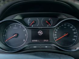Opel Crossland 1.2T 110cv Elegance segunda mão Setúbal